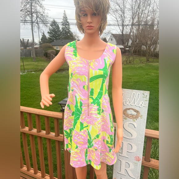 Lilly Pulitzer Dresses & Skirts - Lilly Pulitzer for Target Shift ‘Fan Dance’ Pink/Green Topical Summer Dress NWT